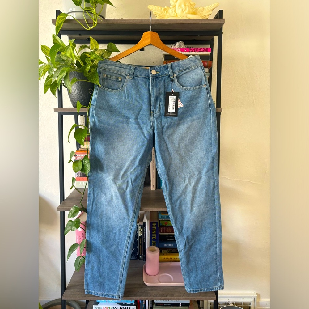 Bum Rip Light Wash Boyfriend Jean